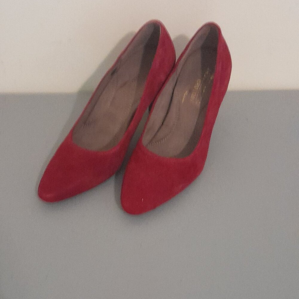 Aerosoles Women's Exquisite Dress Pump Dark Red Suede 5.5 M US